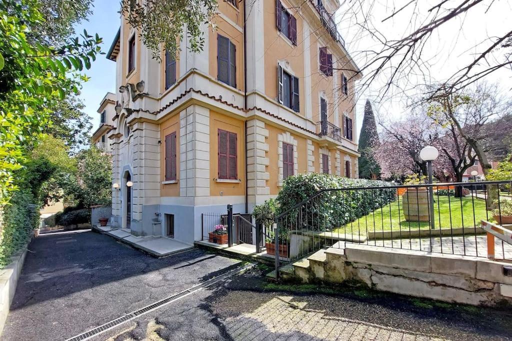 Vatican Apartment With Parking Рим Екстер'єр фото